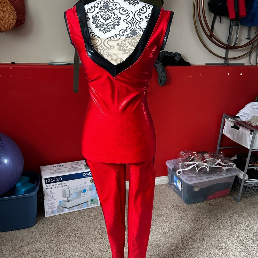 Red Sleeveless V-Neck Top and Pants Set